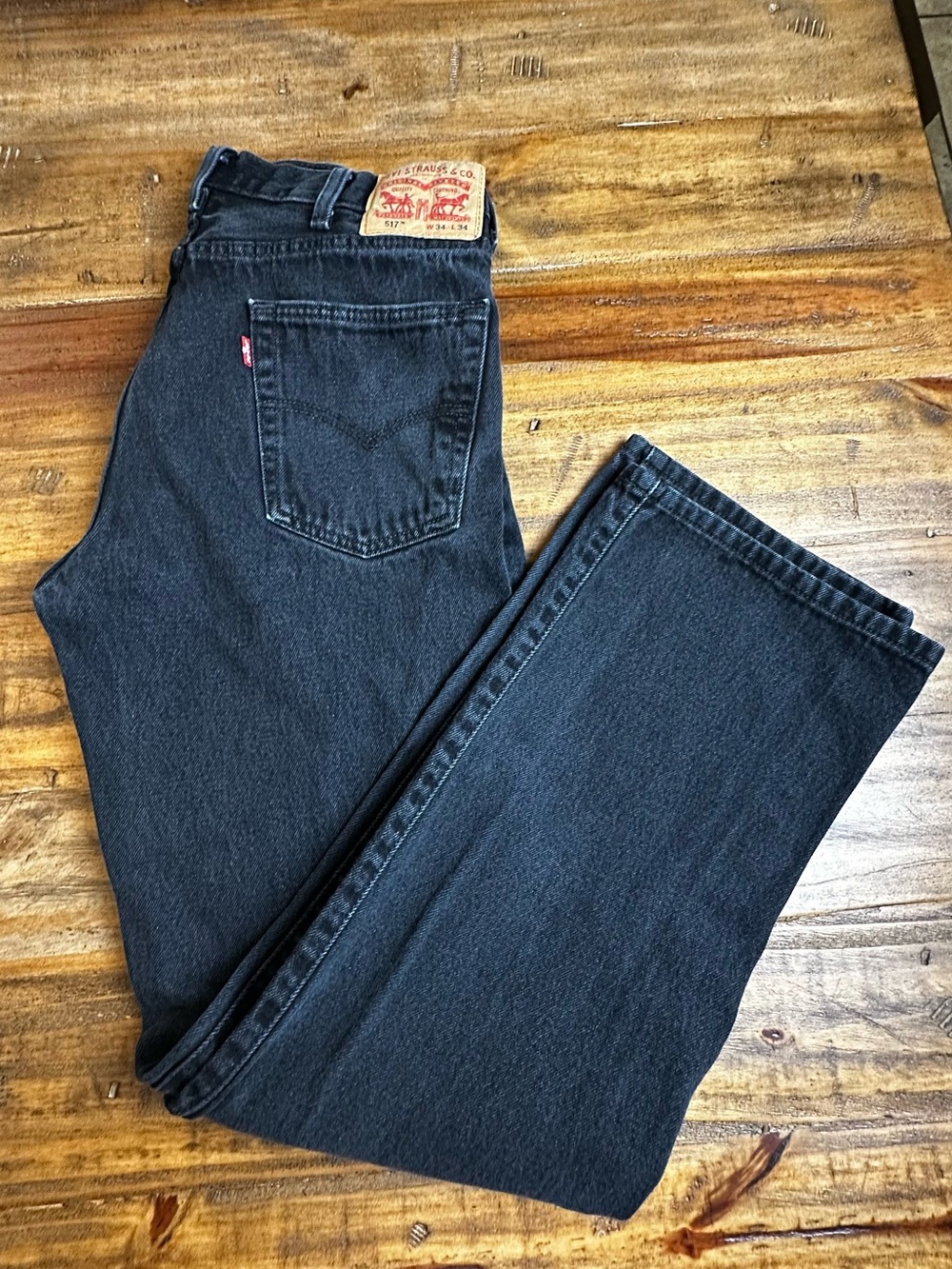 Levi's Men's Black Relaxed Fit Denim Jeans